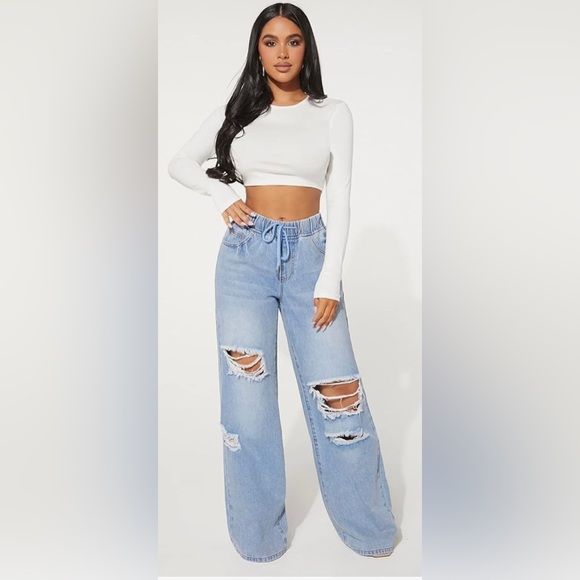 NWT. Almost Famous Drawstring Baggy Jeans - Picture 4 of 6